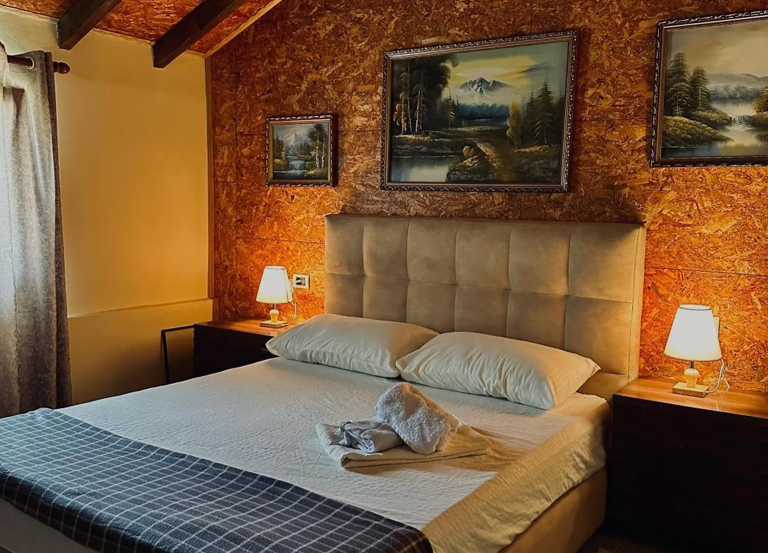فندق Wood House 2024 Bajram Curri 0*,  ألبانيا